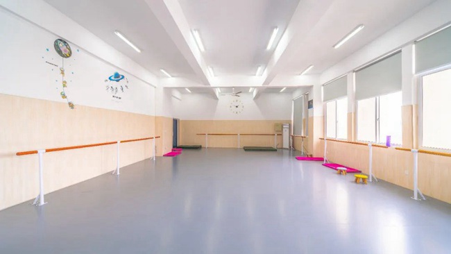 2026年成都新運(yùn)職業(yè)學(xué)校教學(xué)設(shè)施如何,教學(xué)設(shè)施多不