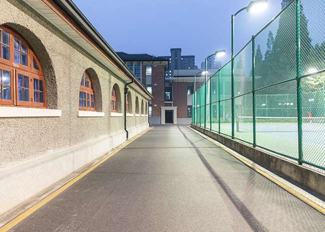 成都華商理工職業(yè)學校