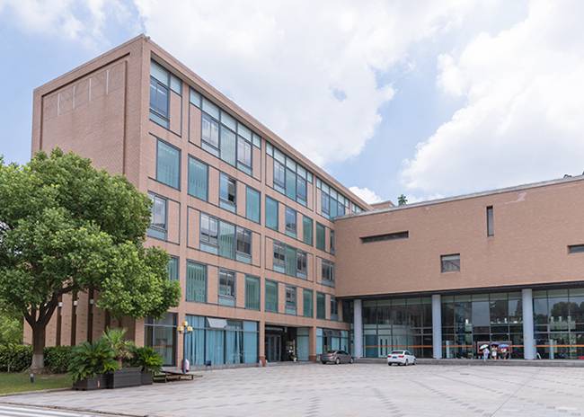 成都五月花職業(yè)學(xué)校2026年招生對(duì)象及要求